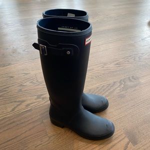 Hunter Tour Boots Navy Blue US Size 9 EUC